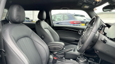 MINI Hatchback 1.5 Cooper Exclusive 3dr Auto Petrol Hatchback